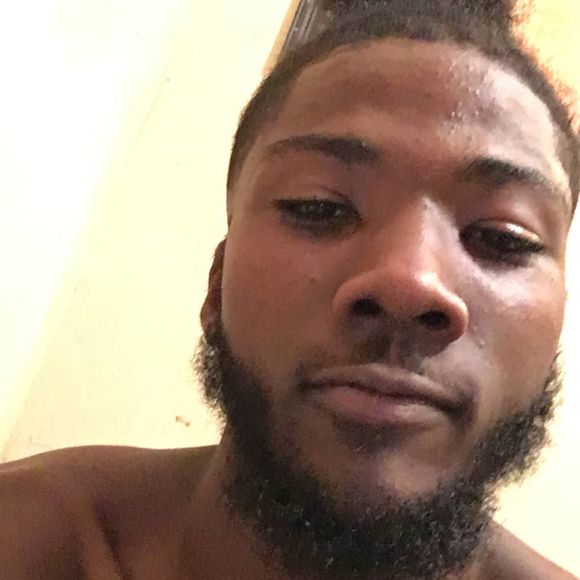 Meet your Posher, Rayfield - Picture 1 of 1